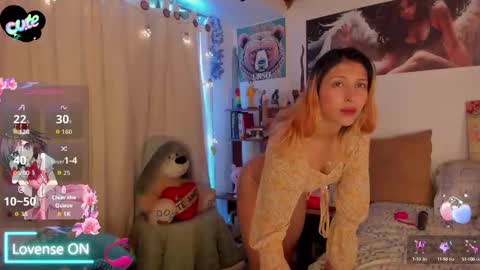 cuteweed420 online show from September 30, 7:19 am