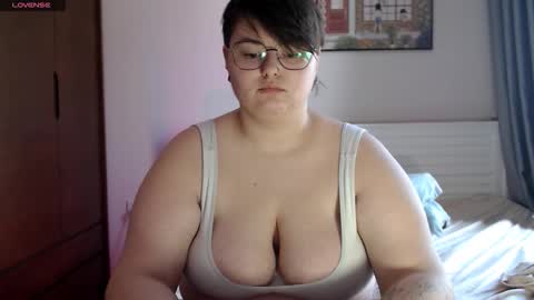 Sophie  Lilith online show from September 23, 7:57 am
