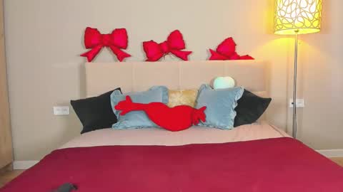 Kate online show from February 27, 8:29 am