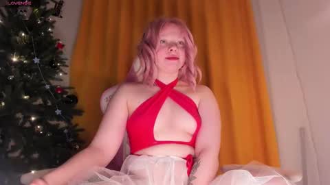 CutieSue online show from January 12, 2:18 am