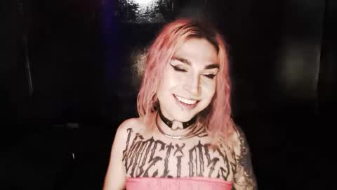 Nikki online show from December 23, 1:56 am