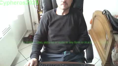 Chris online show from February 3, 9:30 am