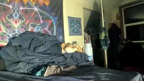 Snapshot of czechlove chatting on October 25, 8:46 am Andrew Thomas online show from October 25, 8:46 am