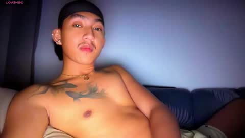   online show from October 15, 7:58 pm