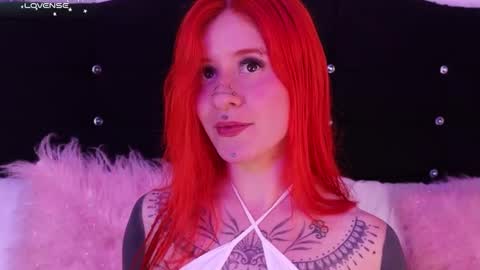 Snapshot of daarlene chatting on February 6, 12:54 am Darlene online show from February 6, 12:54 am