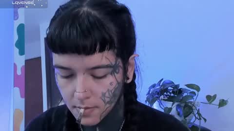 Snapshot of daarlene chatting on March 11, 10:29 am Darlene online show from March 11, 10:29 am