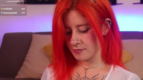 Snapshot of daarlene chatting on September 29, 12:59 pm Darlene online show from September 29, 12:59 pm