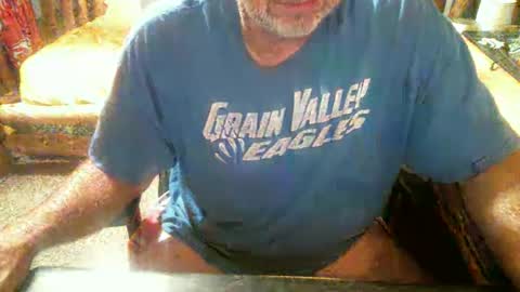 Snapshot of dabaatendae chatting on October 1, 2:10 am dabaatendae online show from October 1, 2:10 am