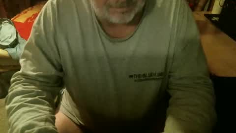 Snapshot of dabaatendae chatting on December 9, 11:24 pm dabaatendae online show from December 9, 11:24 pm