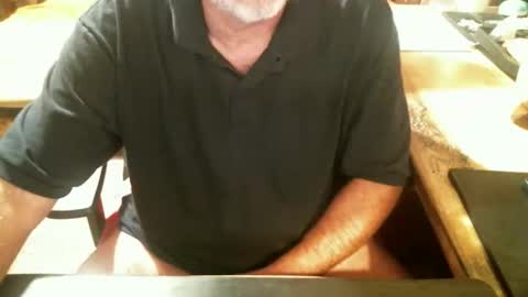 Snapshot of dabaatendae chatting on October 25, 5:41 am dabaatendae online show from October 25, 5:41 am