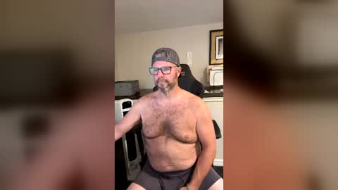 dadbod787 online show from June 22, 2:17 am