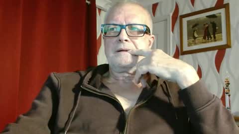 Brian ... online show from October 27, 9:04 pm