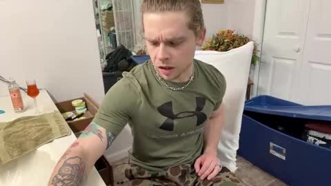 DaddydayDrinkz online show from February 16, 5:37 am