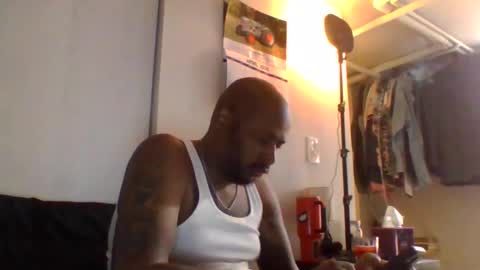 daddydickxm online show from April 28, 3:44 am