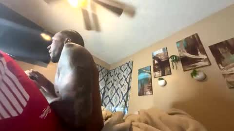 sexy tatted king bbc online show from May 22, 2:24 pm