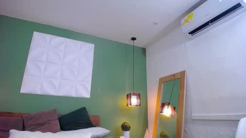 Valen online show from January 10, 2:02 pm