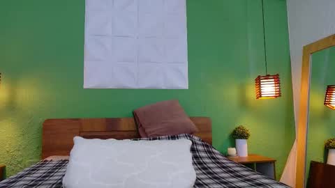 Valen online show from February 27, 6:20 pm