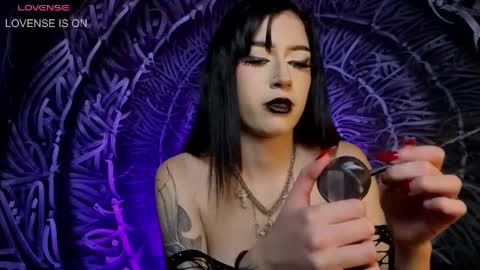 Dahlia online show from April 19, 2:12 am