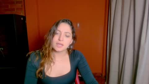 Daiana online show from May 5, 8:25 pm