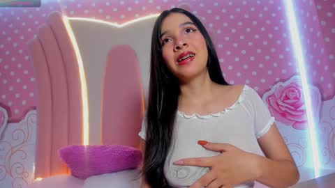 Daila  online show from February 1, 9:11 am