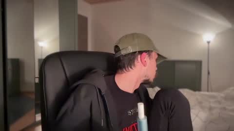 Daimon  online show from January 19, 6:21 pm