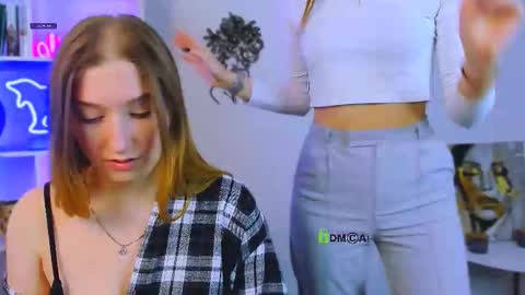 Little Di online show from March 5, 8:56 am