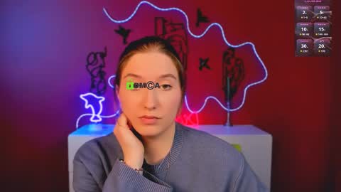 Little Di online show from April 12, 9:19 pm