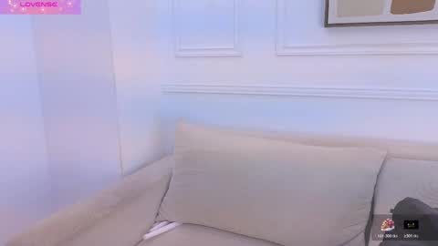 Daisy Price online show from May 15, 10:12 am