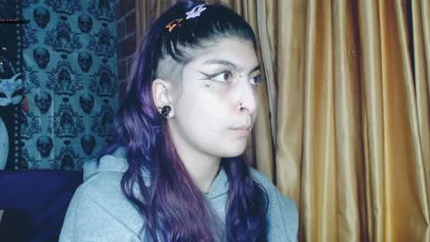    --  -- help me reach 100 hands up  online show from January 30, 1:44 am