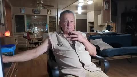 dakit online show from November 16, 3:58 pm