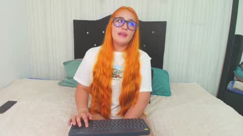 Dakota and Valerie online show from February 7, 2:51 am