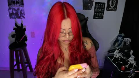 Dakota Crab online show from May 10, 11:11 pm