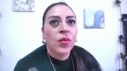 Dakotaagray online show from November 23, 3:10 pm