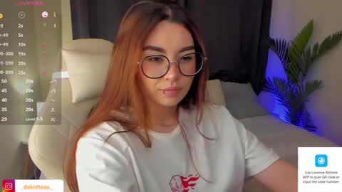 dakottaa__ online show from March 3, 11:24 pm