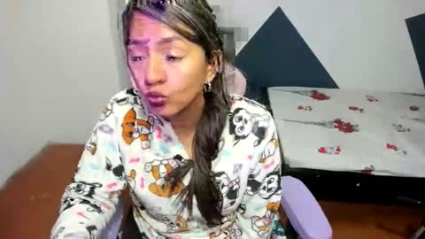 daleska_delicious1 online show from October 31, 12:00 am