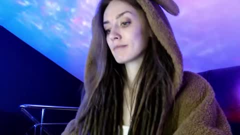 Dalia  online show from February 20, 1:30 pm