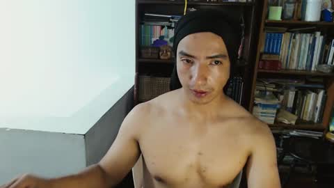 Snapshot of daliygala chatting on March 3, 8:05 am JamesDali online show from March 3, 8:05 am