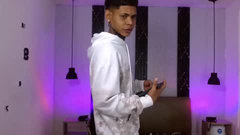 damar_felipe online show from October 15, 11:44 am