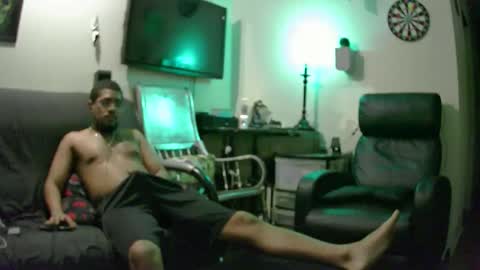 Snapshot of damastabata chatting on October 6, 10:33 am damastabata online show from October 6, 10:33 am