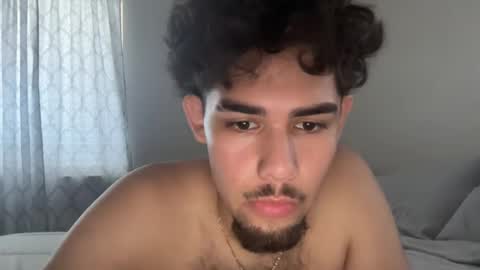 Snapshot of damiam_xj chatting on September 15, 2:51 pm damiam xj online show from September 15, 2:51 pm