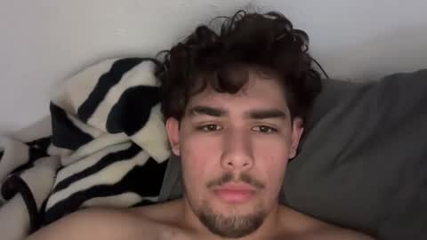 Snapshot of damiam_xj chatting on March 10, 5:50 pm damiam xj online show from March 10, 5:50 pm