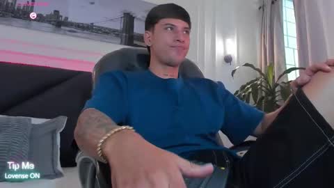 DAMIAN online show from March 20, 7:52 pm