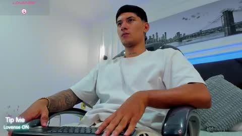 DAMIAN online show from January 14, 12:24 pm