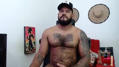 damian64436171 online show from March 25, 5:42 pm