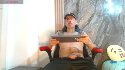 damian_and_camerum online show from April 15, 2:48 am