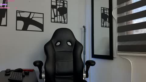 Jaxon online show from April 3, 6:26 pm