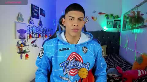 Damian online show from January 19, 3:05 am