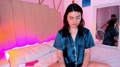 Damian   Maya online show from January 8, 10:37 pm