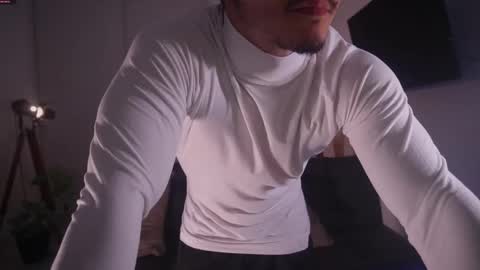 insta damn8   --------  online show from November 7, 11:29 pm