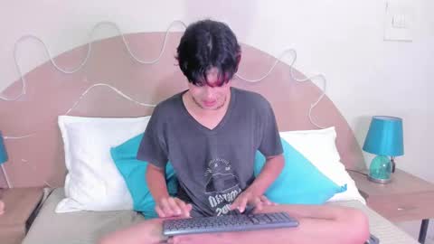 D A N online show from December 16, 1:35 am